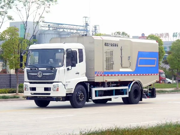 東風(fēng)天錦5180道路污染清除車|SGZ5189TXCDF6型深度吸塵車|后滾掃吸塵車|掃路車